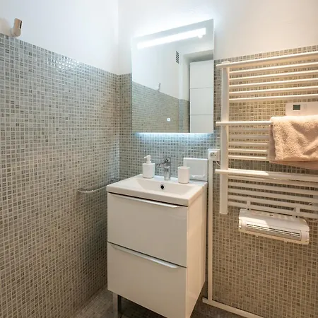 Apartment Tropez, Coeur De Village, Unique *